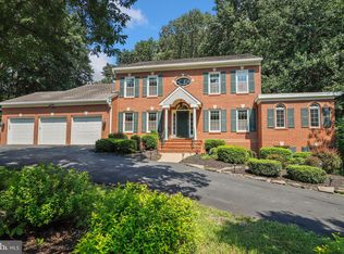 13083 Pershing Dr, Manassas, VA 20112