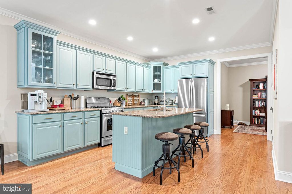 124 Carriage Ct, Plymouth Meeting, PA - More