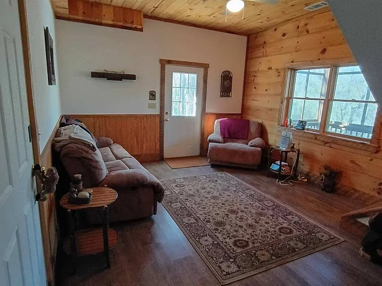165 Nellie Cir — Photo 14
