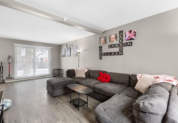 2nd image of 4022 Oxford Ct