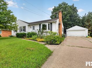 4528 Billmar St SW, Grandville, MI 49418