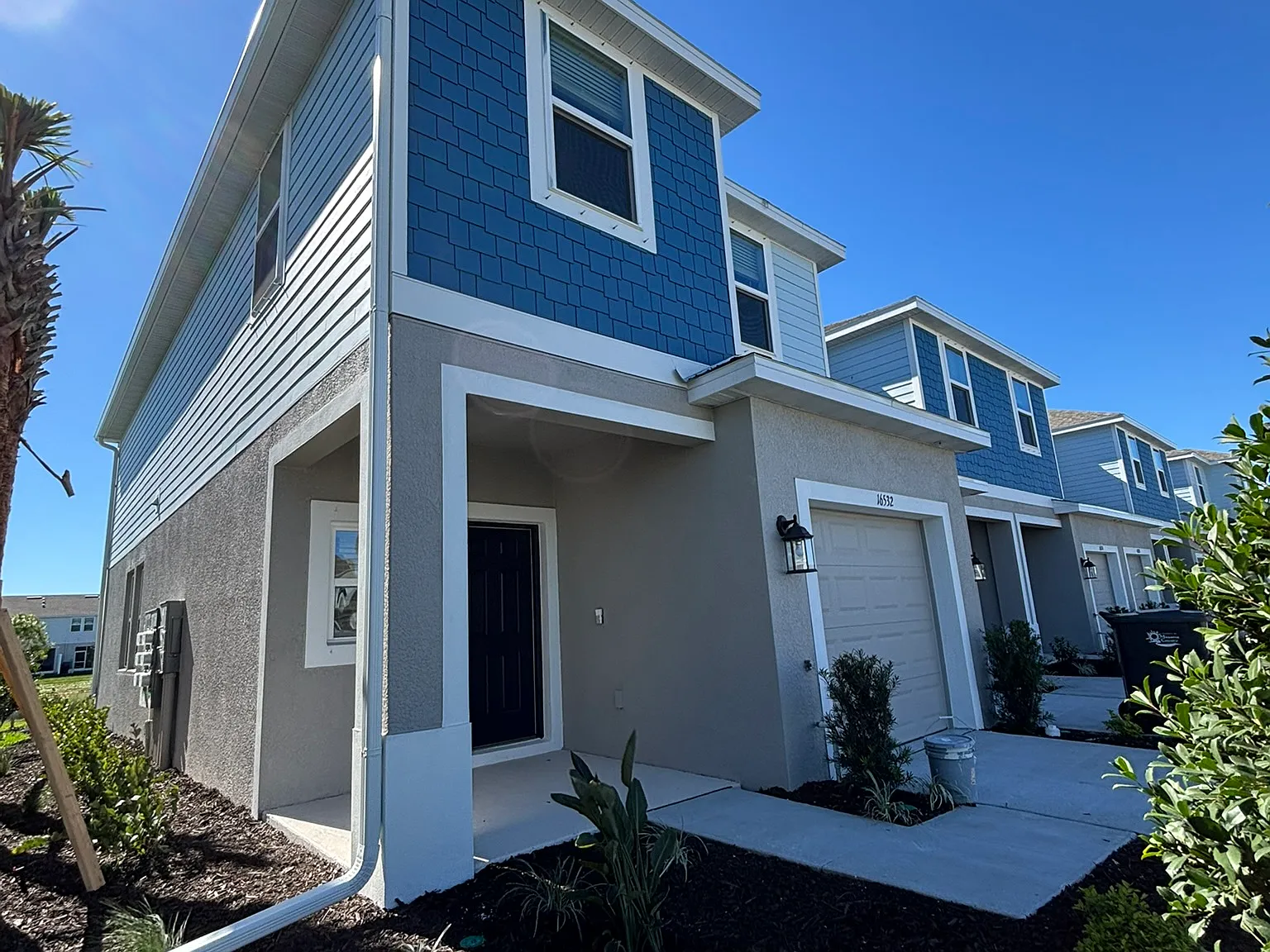 3 bed, 1555 sqft, $2,100 — Photo 1