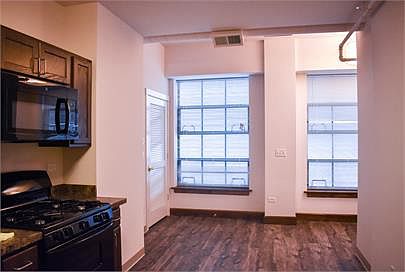 3rd image of 100 E Chicago St Ste 1003