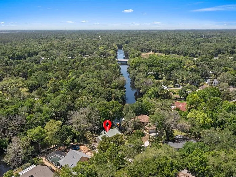 28 Rivertrail Dr — Photo 35