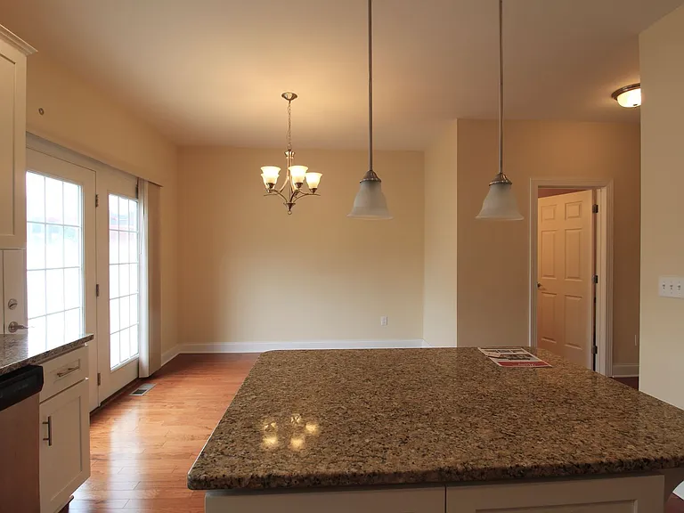 374 Tanzanite Dr — Photo 14