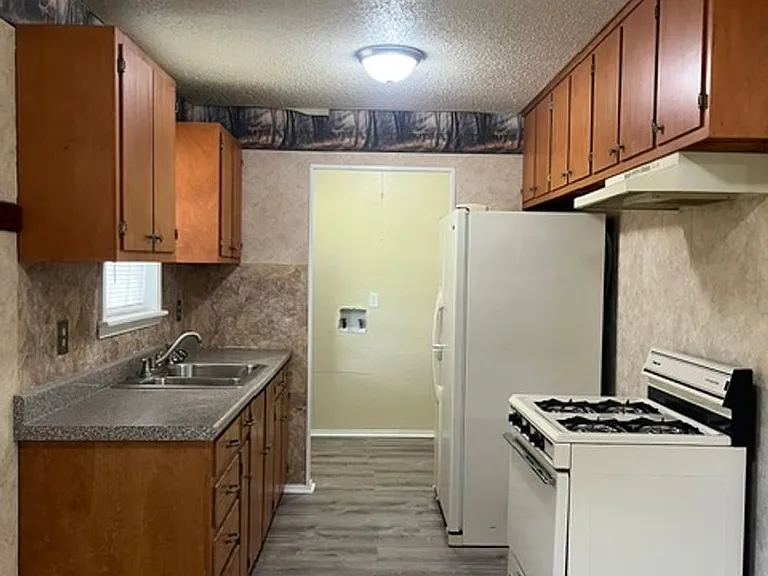 223 LCR 900 — Photo 12