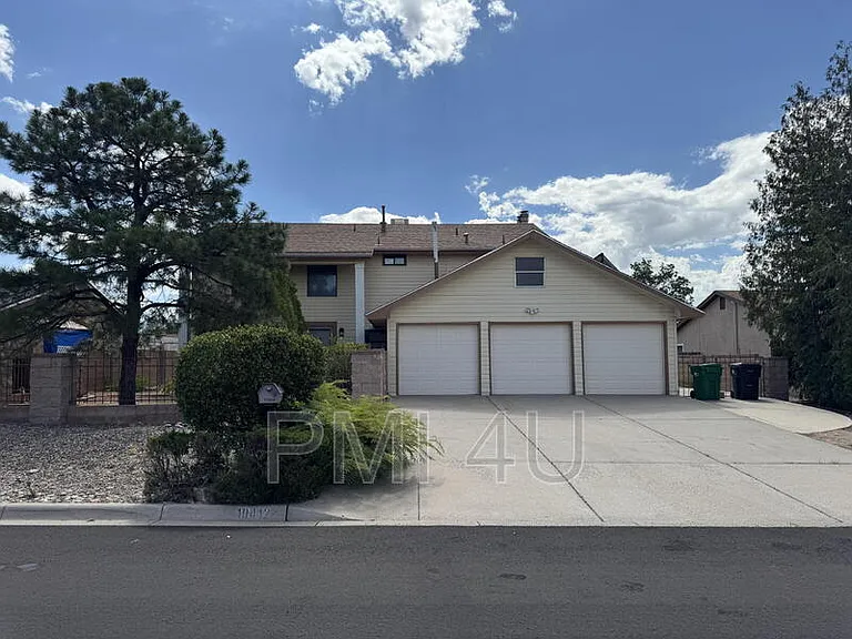10412 La Paz Dr NW — Photo 2