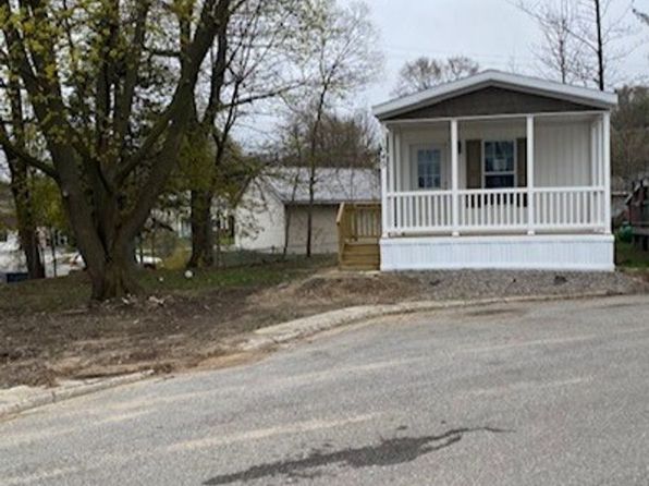 3011 Garfield Rd N #40