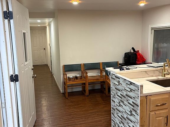 5th image of 1425 N 43rd Ave
