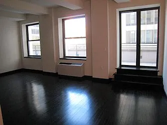 Rented by R New York