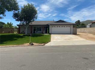 6950 Wegman Dr, Riverside, CA 92509