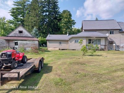 630 Chesaning St, Saint Charles, MI, 48655