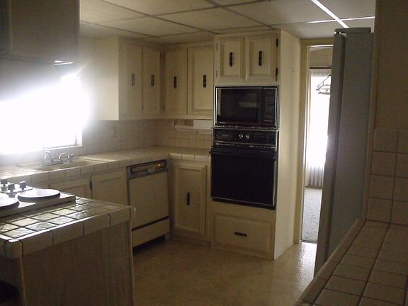 4th image of 2230 Lake Park Drive #40