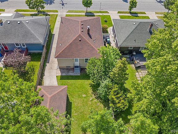 4th image of 351 Callodine Ave