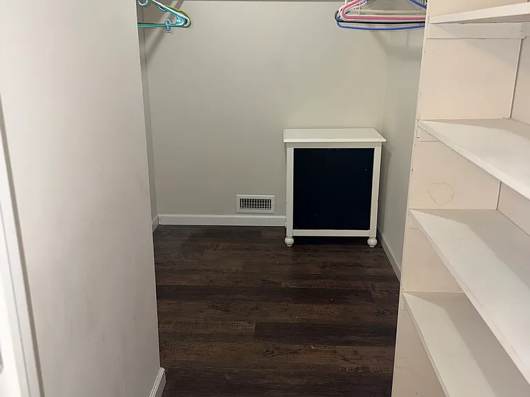 217 Colonial Ct #217 — Photo 15