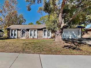 2212 Cornell Dr, Riverview, FL 33578