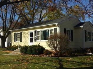 N90W16684 Pershing Ave, Menomonee Falls, WI 53051