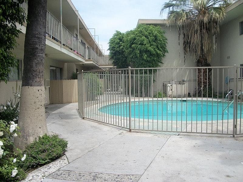 1st image of 21809 Lanark St APT 6