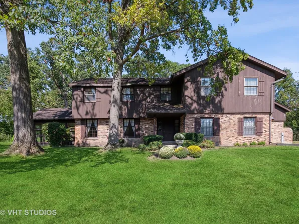 670 Fairway Ln, Frankfort, IL 60423
