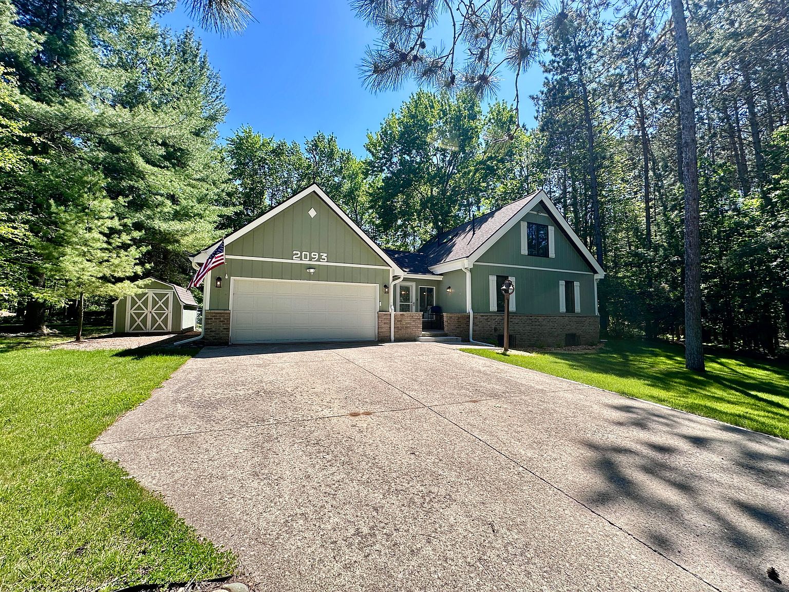 2093 Michaywe Dr, Gaylord, MI 49735 Zillow