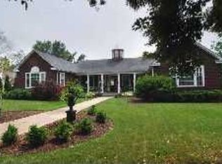 1250 South St, Geneva, IL 60134