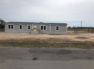 250 Big Salty Ln, Springtown, TX 76082