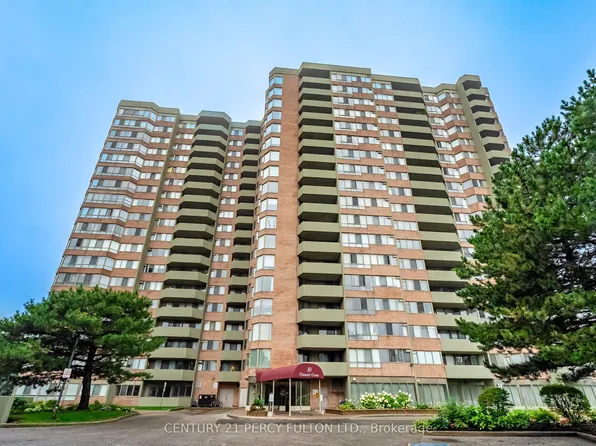 30 Thunder Grv #1008, Toronto, ON M1V 4A3