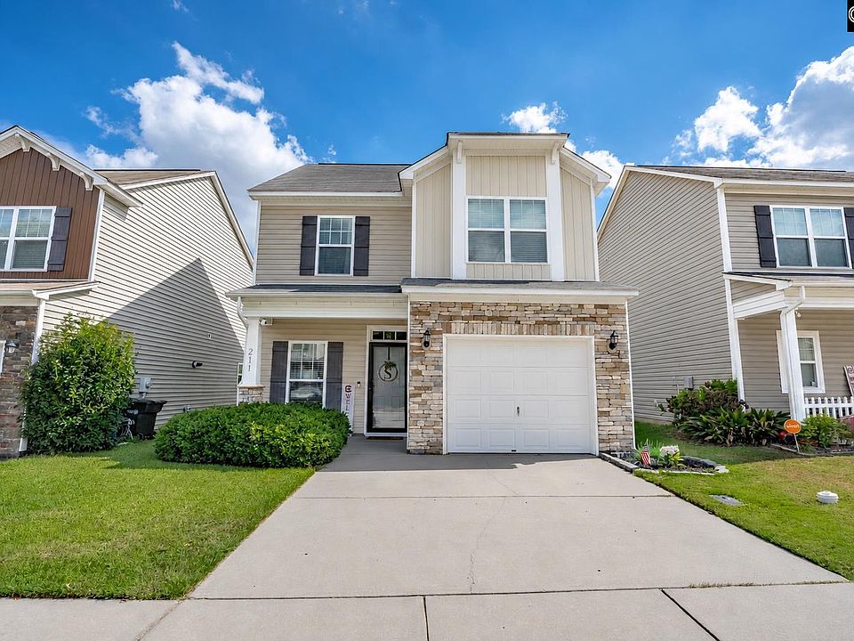 1st image of 211 Chestnut Oak Ln