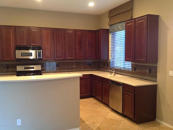 3rd image of 2668 E Firestone Dr