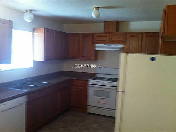 4th image of 1704 Cordoba Ln