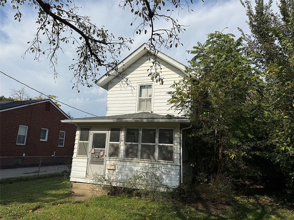 1st image of 322 E Edison Ave