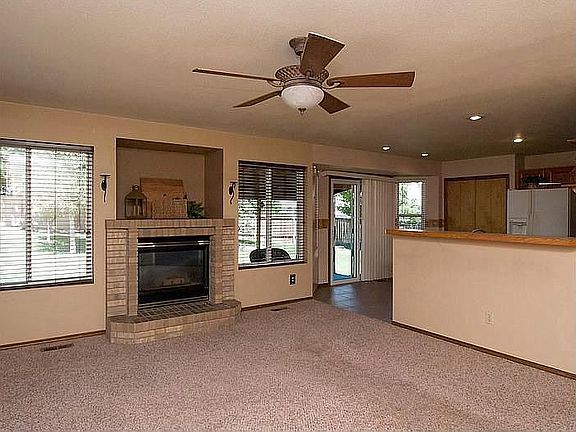 Family Room with fireplace