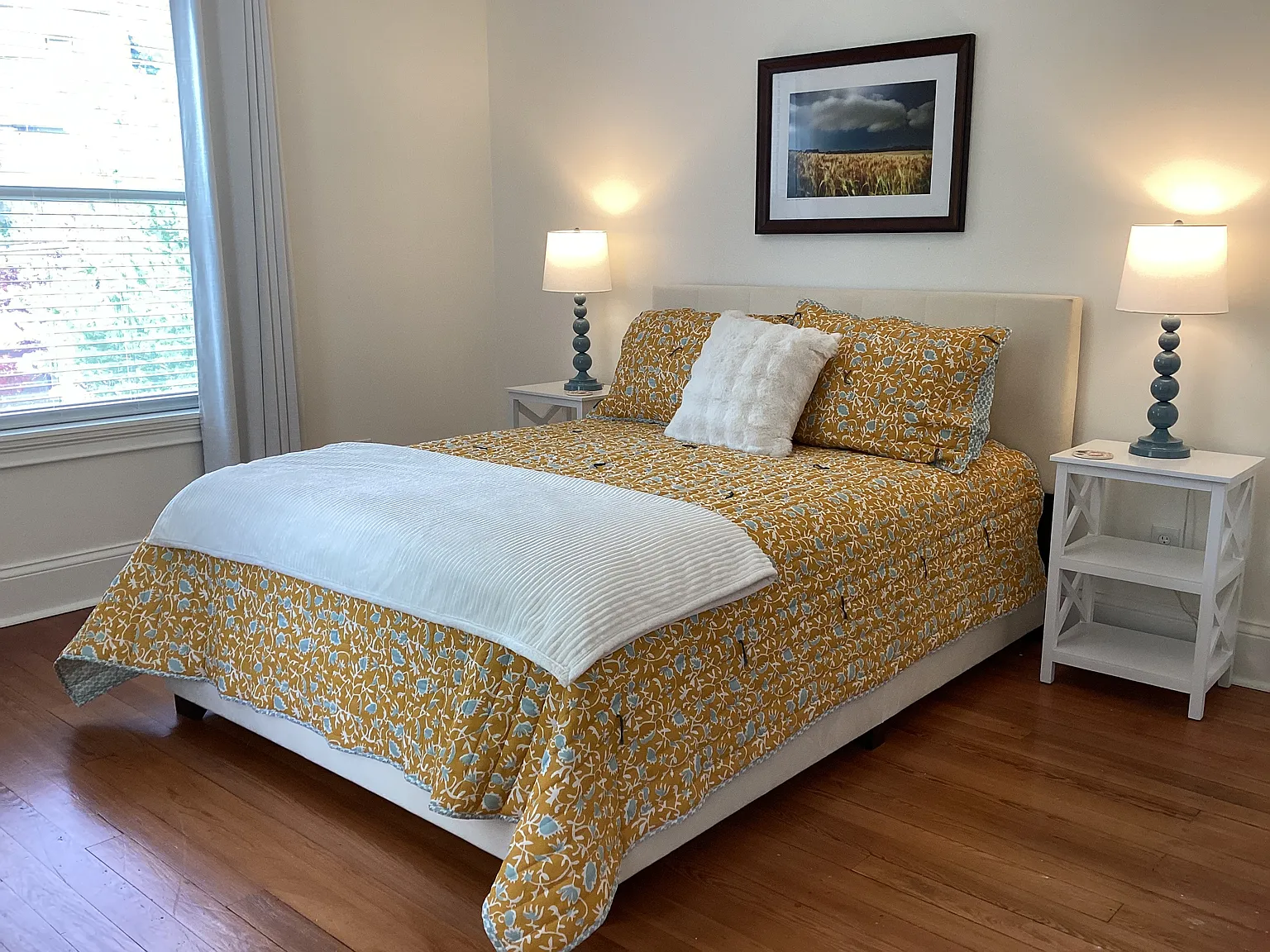 2 bed, 1487 sqft, $3,200 — Photo 4