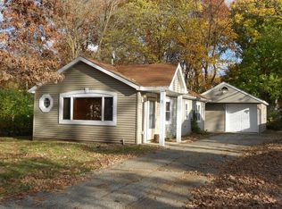 2508 S Shore Dr, Delavan, WI 53115