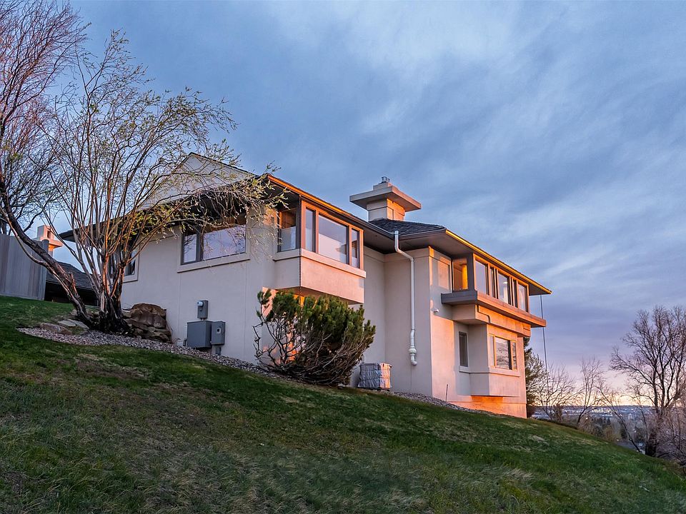 1st image of 3505 Centennial Ct Unit 13