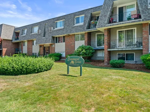 68 Summer Ave APT 8, Stoughton, MA 02072