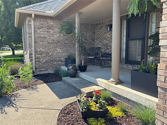 2nd image of 924 Orville Way