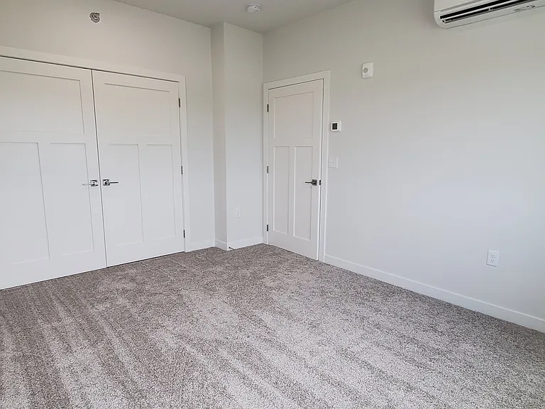 715 Lake Shore Dr NE #203 — Photo 24