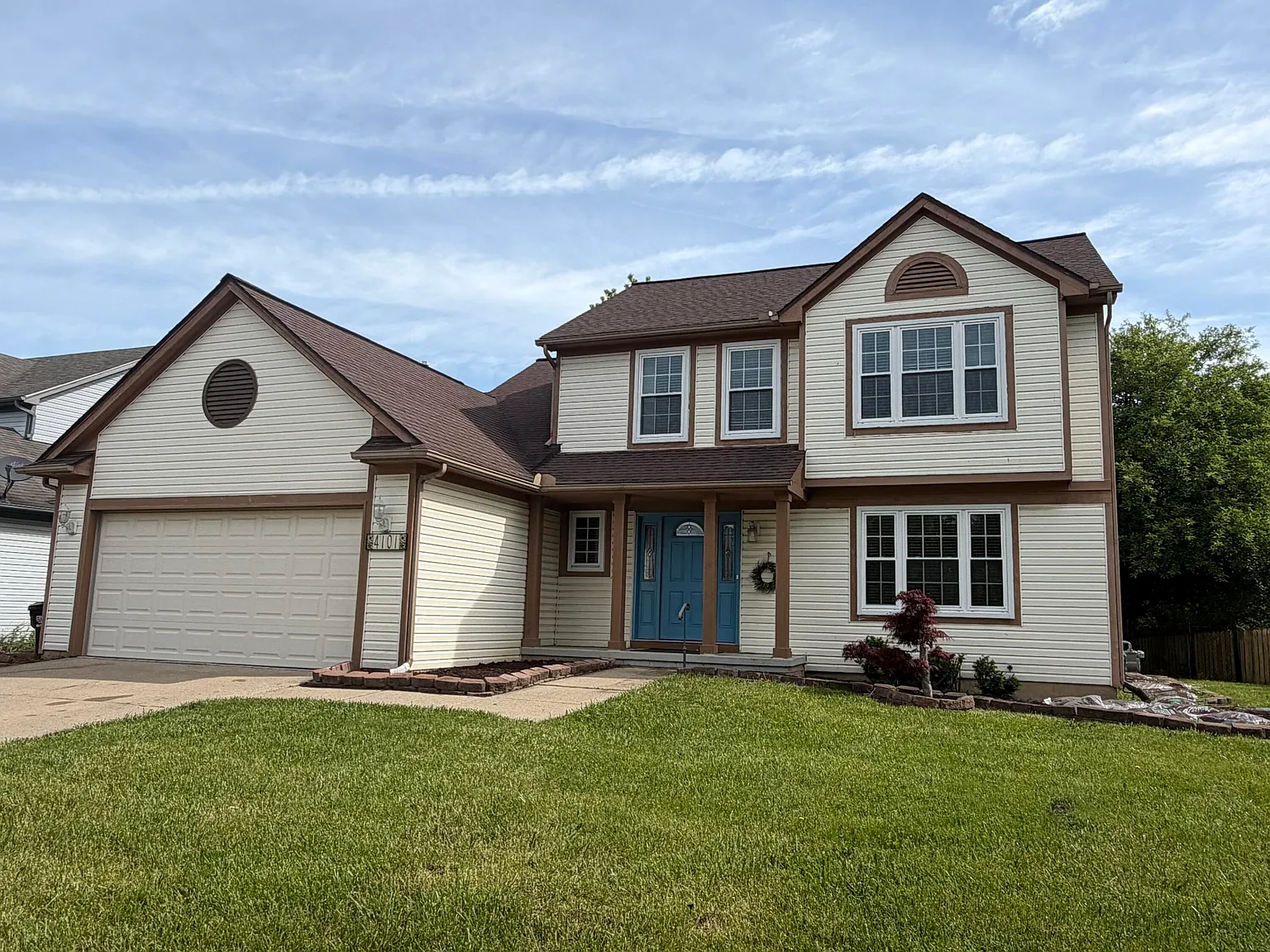 4 bed, 4.0 bath, 1936 sqft, $3,100 — Photo 3