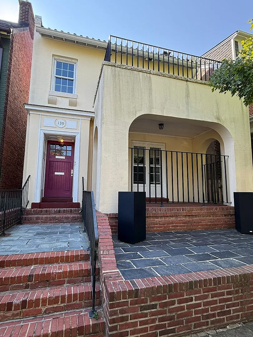 S. Colonial Ave. 139 — Photo 1