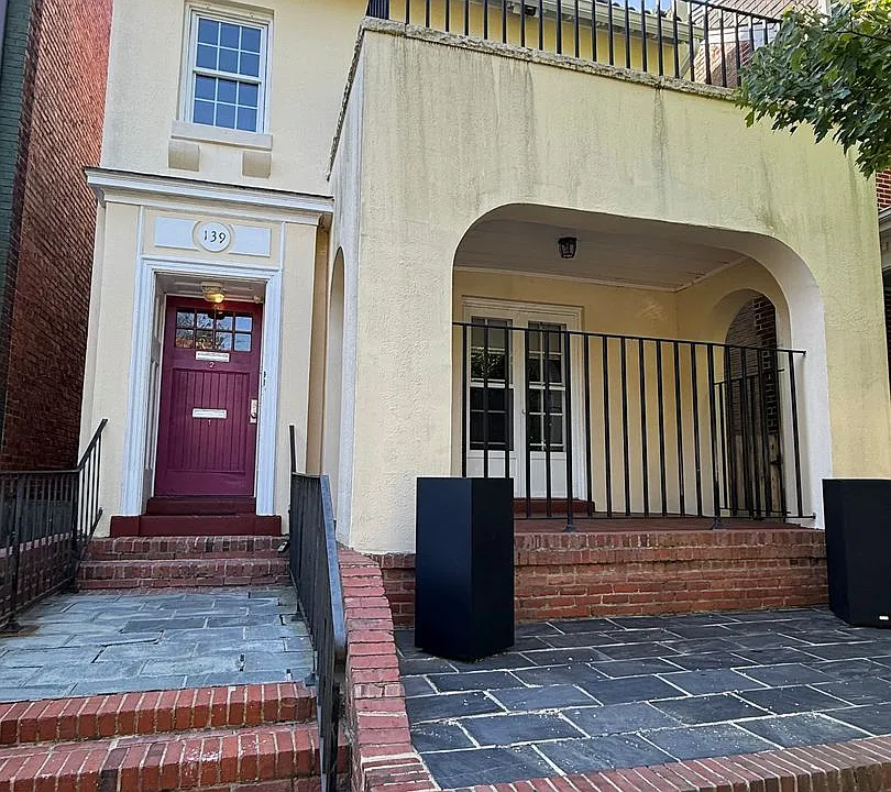 139 S Colonial Ave