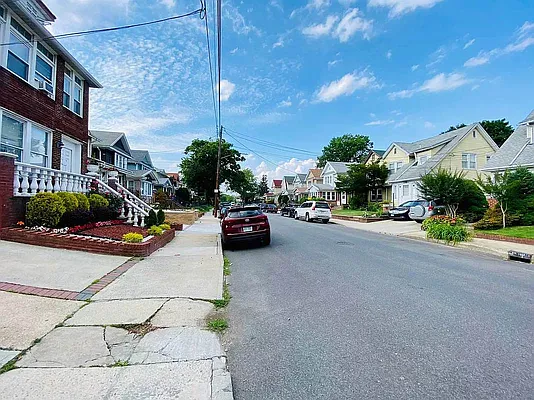 Rented by GROOME REALTY LLC | media 45