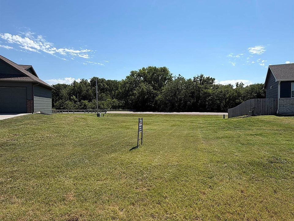 1st image of 617 N Redbud Ct