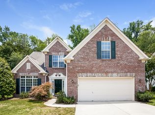 6141 Creekview Ct, Harrisburg, NC 28075