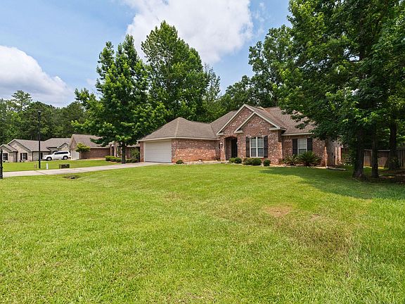 3rd image of 48 Summerbrook