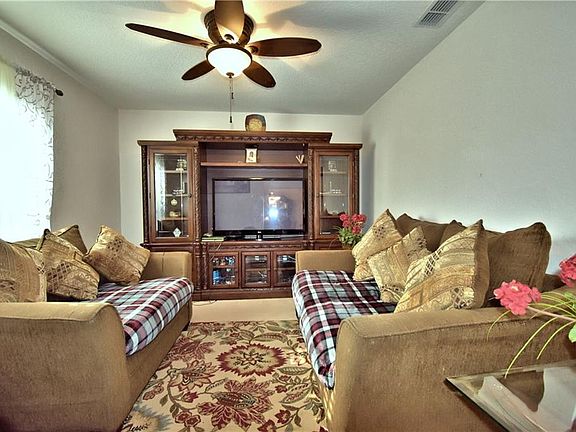 4th image of 7919 Princeton Manor Cir