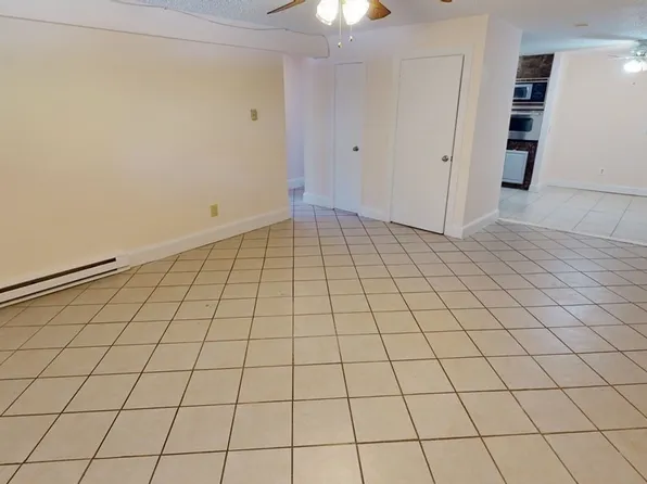 50 Seymour St APT 4, Roslindale, MA 02131