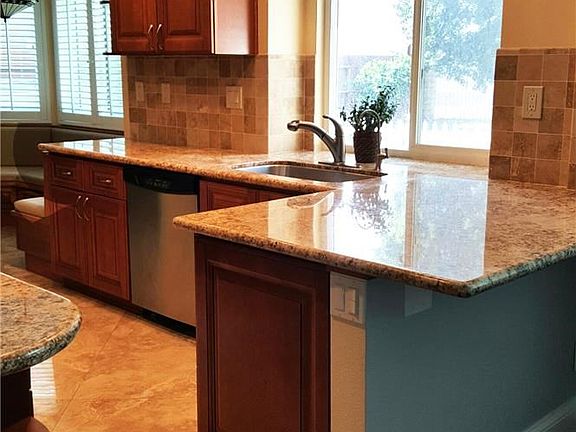 3rd image of 767 Highland View Dr