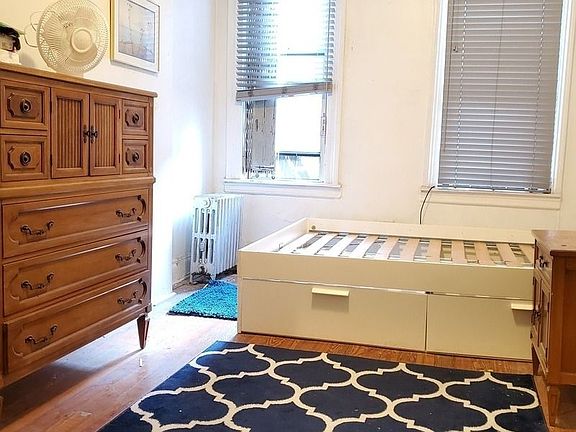 4th image of 414 E 115th St APT 2A