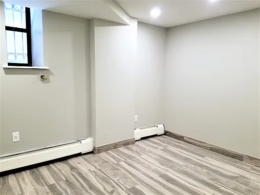 Rented by The Hamilton Group | media 17